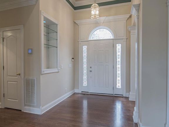 3rd image of 2611 Kicking Bear Ct