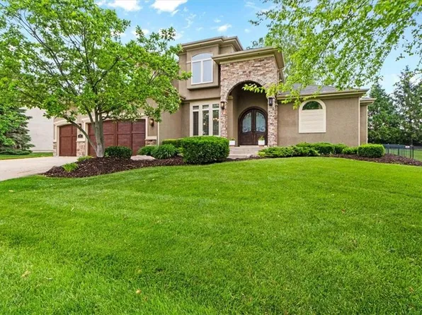 16249 Stearns St, Overland Park, KS 66221