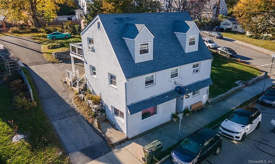 1st image of 249 Pequot Ave Floor 3
