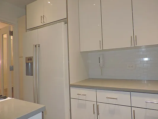 Rented by essential NEW YORK Real Estate | media 21