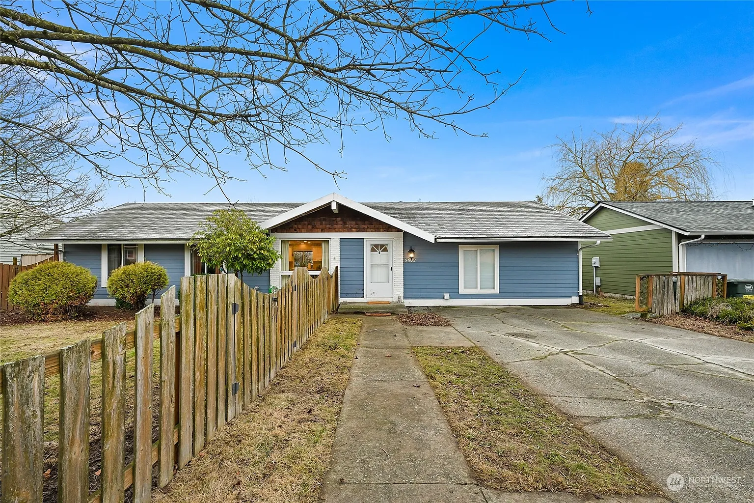 5602 Poplar Place photo 1
