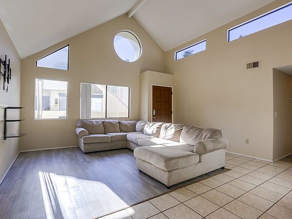 2nd image of 375 N Melrose Dr Unit B