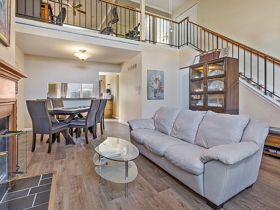 4th image of 1339 Woodlake Dr