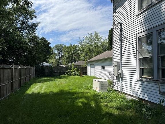3rd image of 1134 Dalbigne St