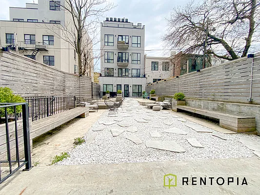 Rented by Rentopia | media 2