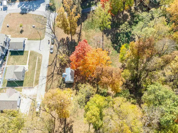 2222 S Runway Ct, Monticello, IN 47960