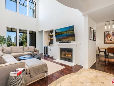 5625 Crescent Park W APT 322, Playa Vista, CA, 90094