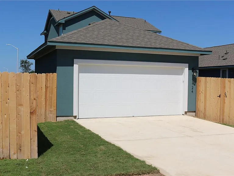 1124 Oak Chase Way — Photo 10