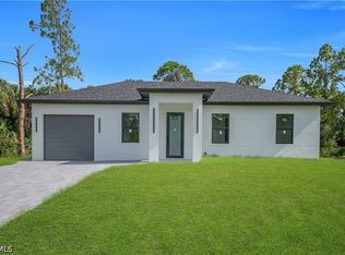 3303 53rd St W, Lehigh Acres, FL 33971