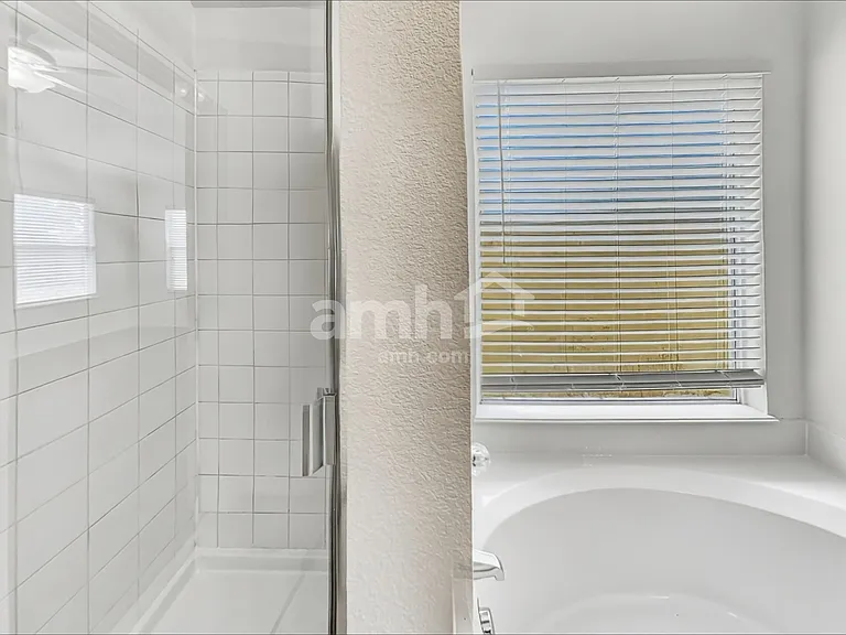 860 Rock Harbor Ln — Photo 11
