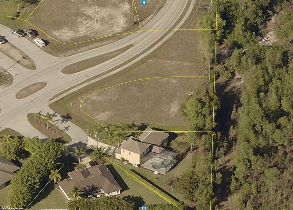 2nd image of 2502 Gleason Pkwy