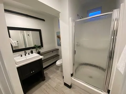 1001 N Columbia St #2 — Photo 6
