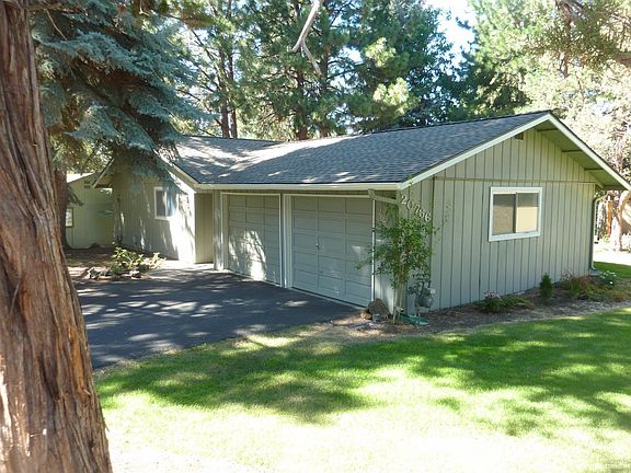 3rd image of 20766 Canterbury Ct