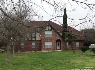 310 Rudeloff Rd, Seguin, TX 78155