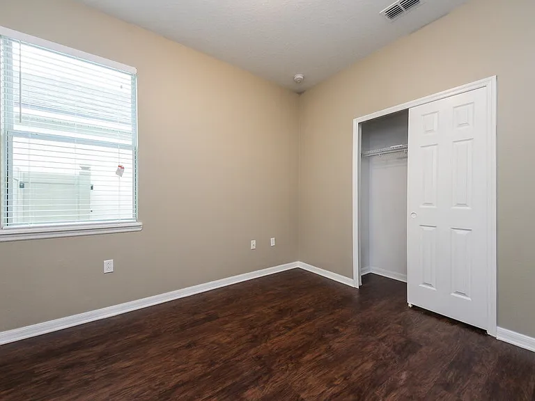7424 Azalea Cove Cir — Photo 10