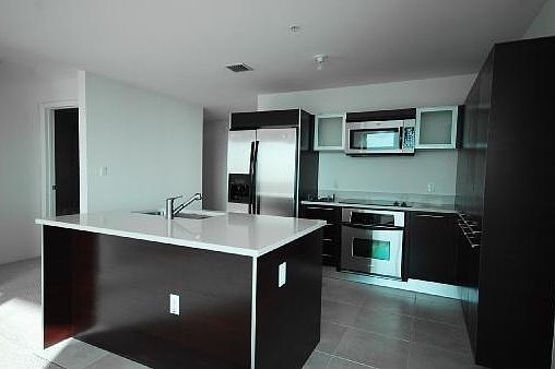 5th image of 1900 N Bayshore Dr #27111
