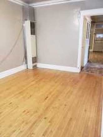 2nd floor Living room 14 x 10 - heat is individual units - 9 foot ceilings