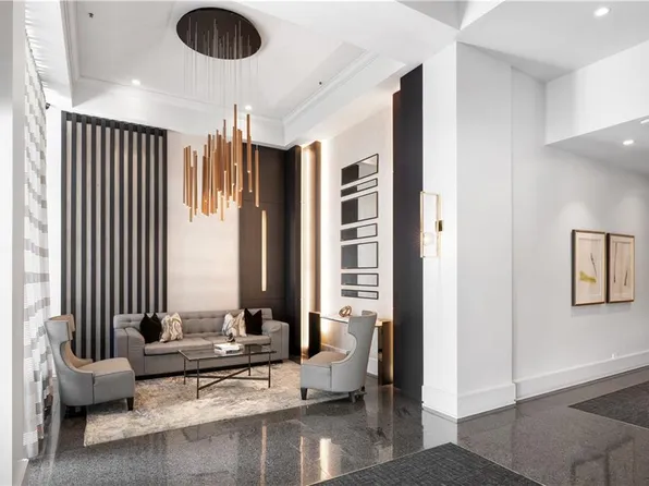2660 Peachtree Rd NW APT 10H, Atlanta, GA 30305