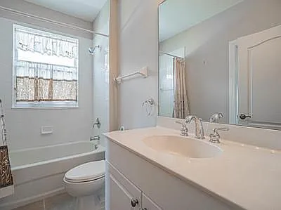 1875 Bridgepointe Cir #33 — Photo 24