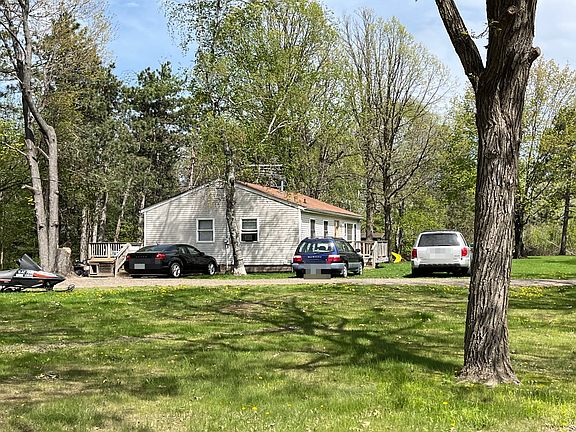 3rd image of 38630 Nyman Dr NE
