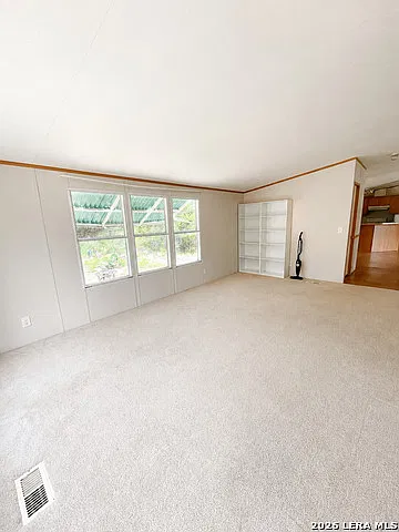 3 bed, 2.0 bath, 1440 sqft, $1,499 — Photo 4