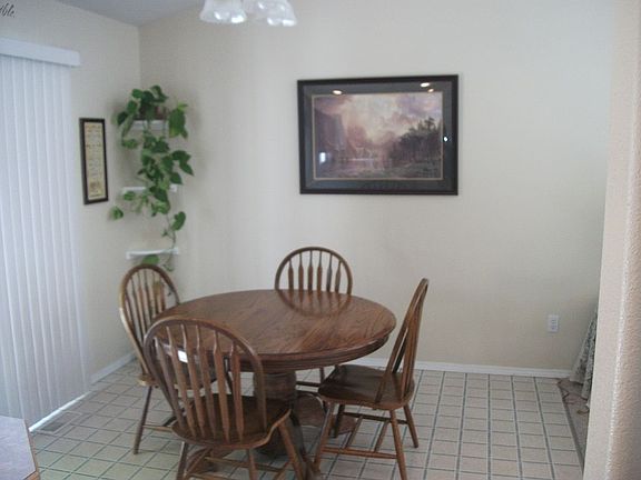 4th image of 2722 Fox Ct