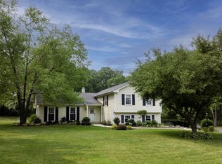 9N632 Koshare Trl, Elgin, IL 60124