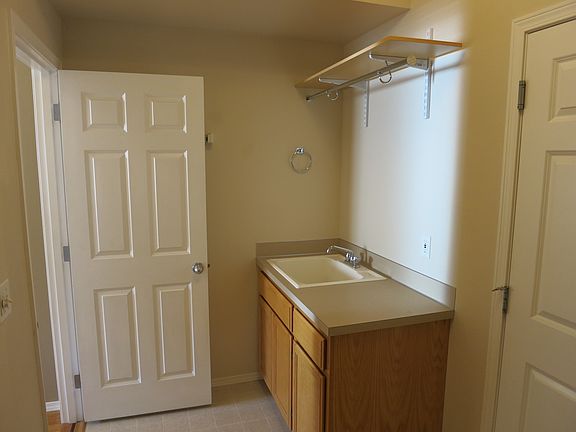 5th image of 18128 92nd Ave E
