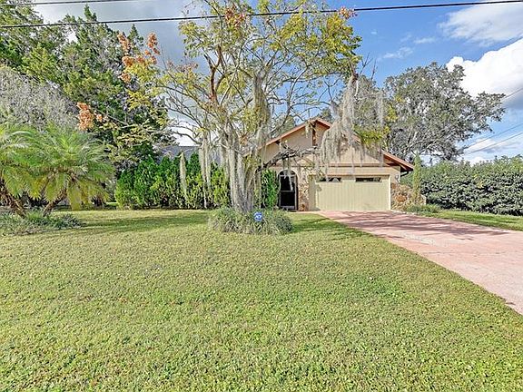 3rd image of 11830 De Miranda Ave