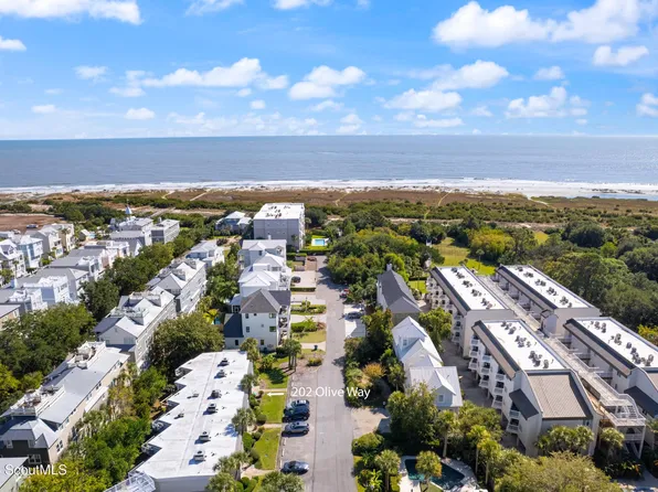 202 Olive Way, Saint Simons Island, GA 31522