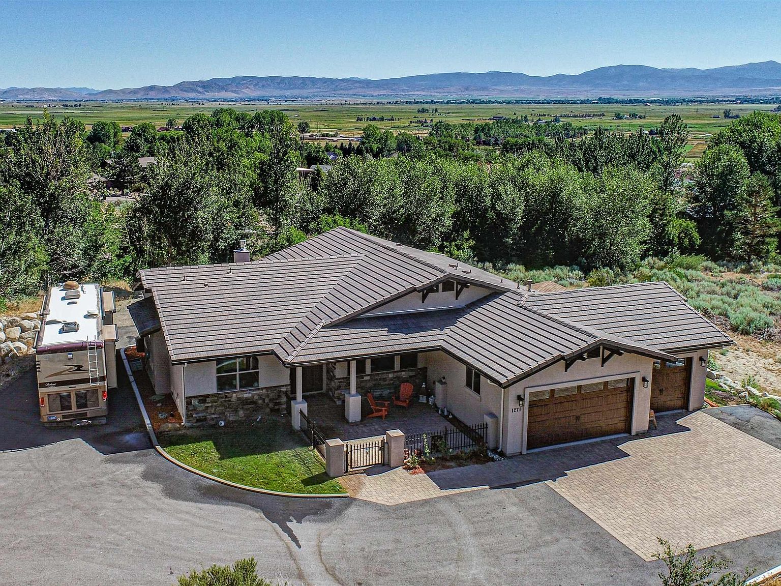 1271 Kingsbury Grade, Gardnerville, NV 89460 Zillow