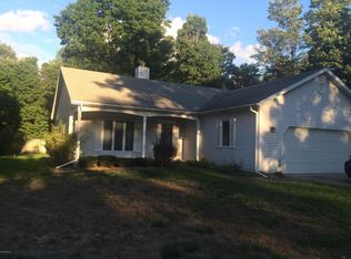 7433 Winnogene St, Manistee, MI 49660