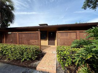 3084 Collin Dr APT A, West Palm Beach, FL 33406