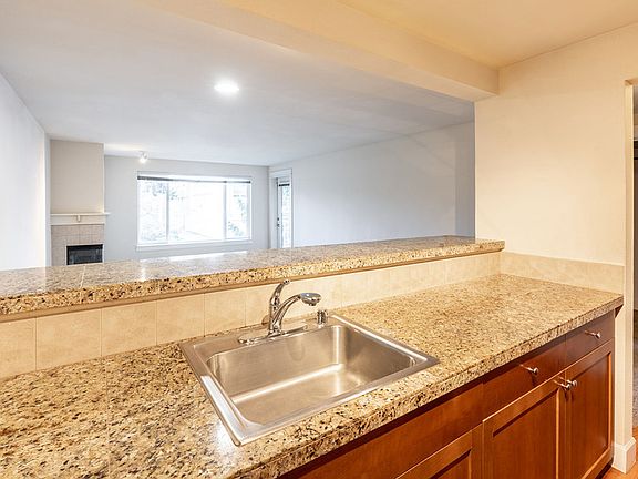 4th image of 300 N 130th St Unit 7109