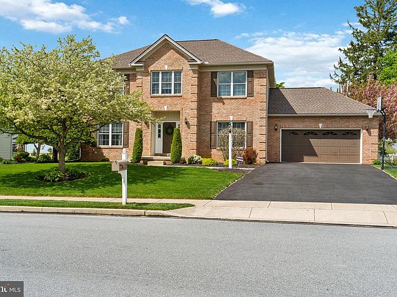 4th image of 174 Chesterfield Dr