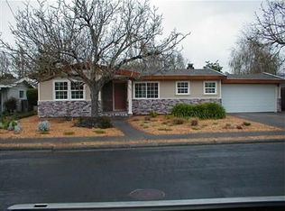 1252 Kathy St, Santa Rosa, CA 95405