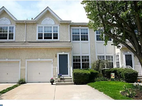 58 Versailles Blvd, Cherry Hill, NJ 08003
