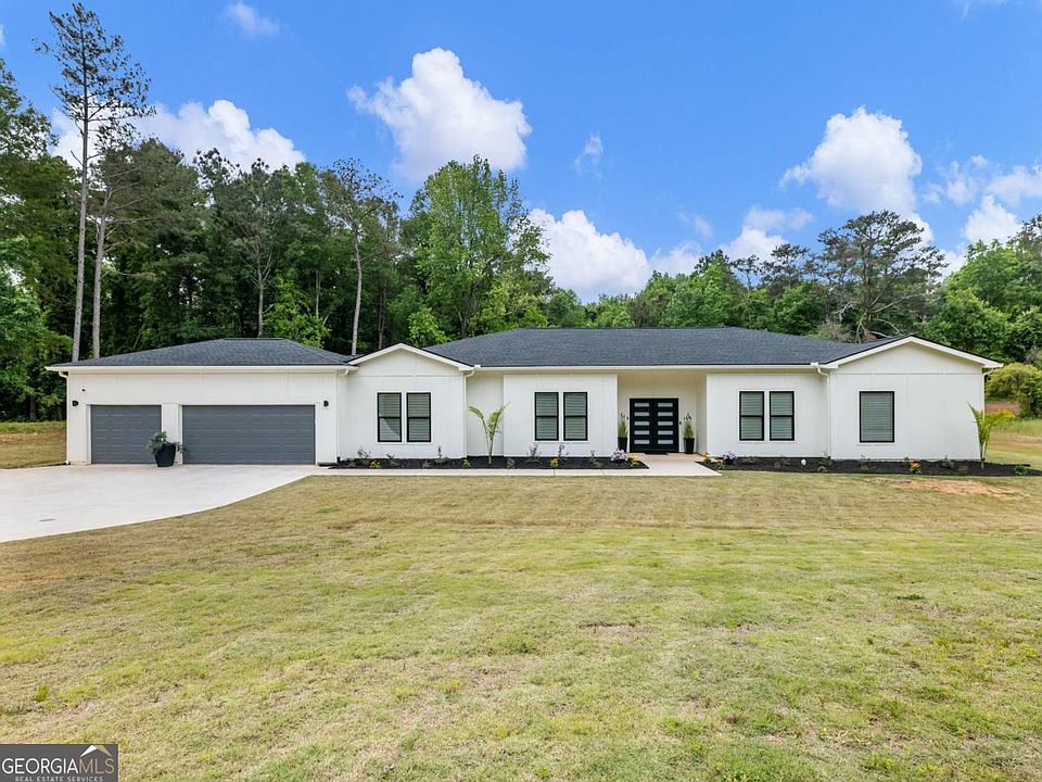 1st image of 586 Cook Dr