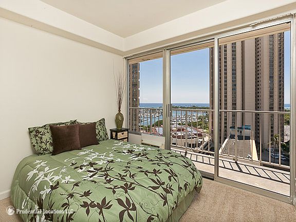 3rd image of 419 Atkinson Dr APT 1305