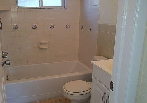 5th image of 1811 Barstow Pl