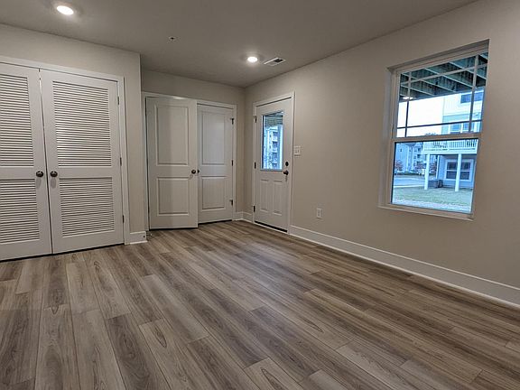 5th image of 1802 Tolchester Way