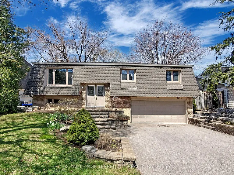 2055 Waters Edge Dr — Photo 1