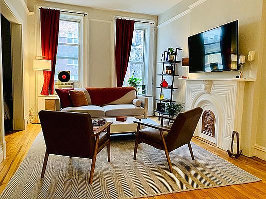 1st image of 149 E 36th St APT 4F
