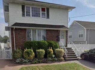 133 Mill St, Elmwood Park, NJ 07407