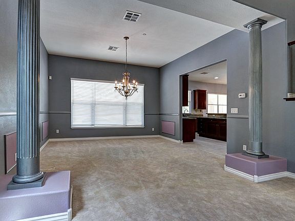 5th image of 9589 Gondolier St