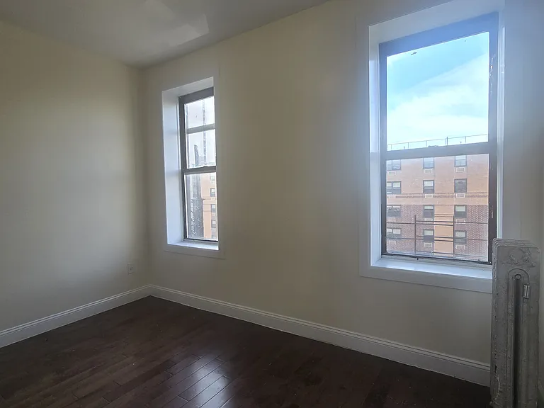 1469 5th Ave #27 — Photo 3