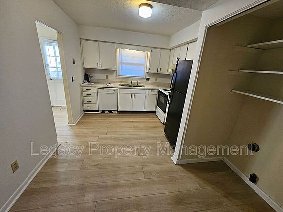 4th image of 514 Peele St APT C