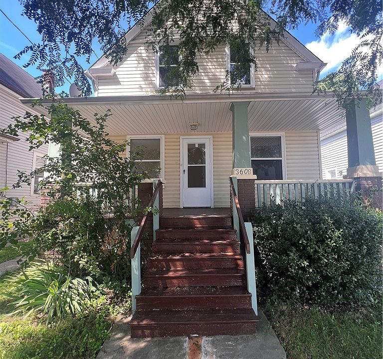1st image of 3608 W 47th St