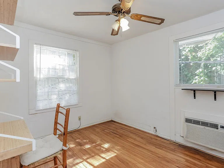 1826 1/2 W Main St #2 — Photo 10