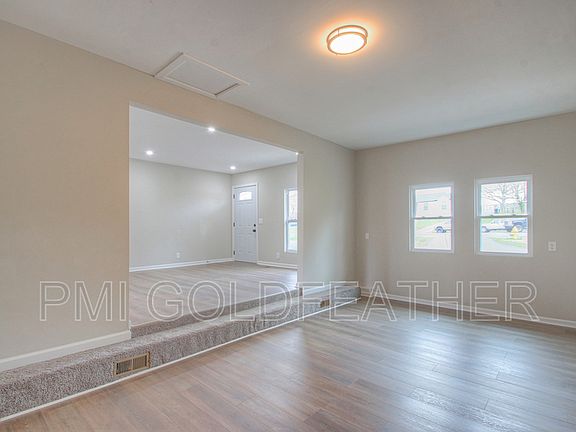 5th image of 106 Woodland Ct